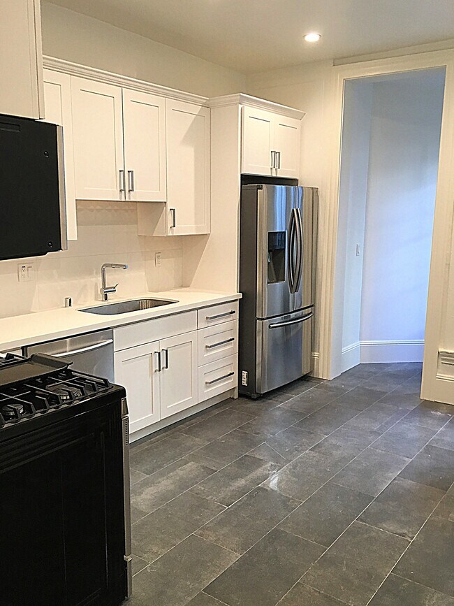 Foto del edificio - 1382 McAllister St