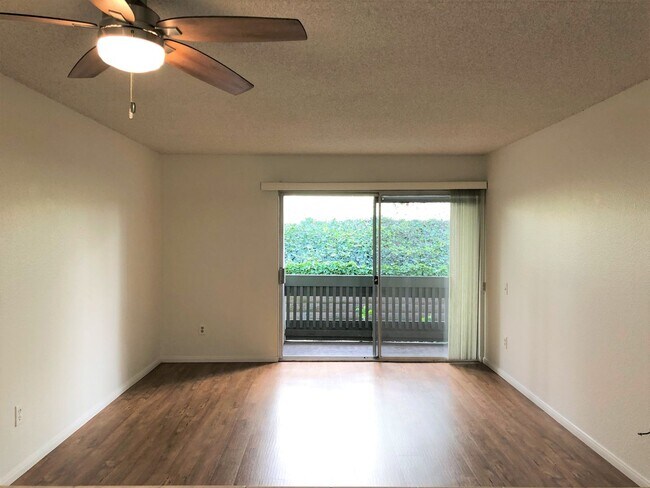 Foto del edificio - 4060 Huerfano Ave