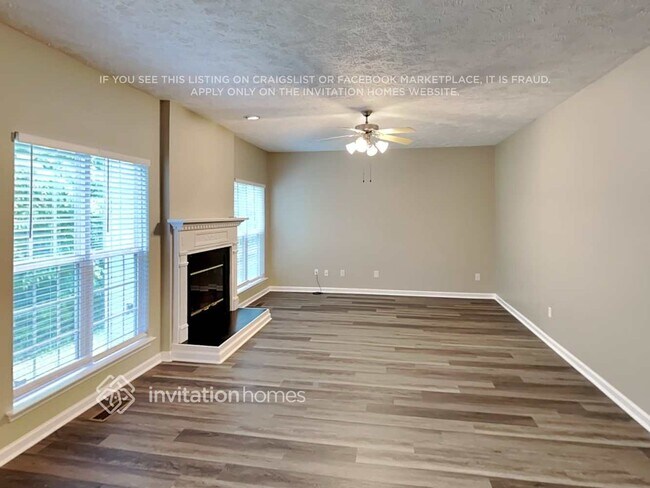 Foto del edificio - 6975 Calderwood Dr