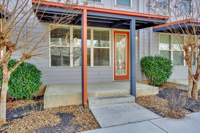 Building Photo - 1408 Adams St