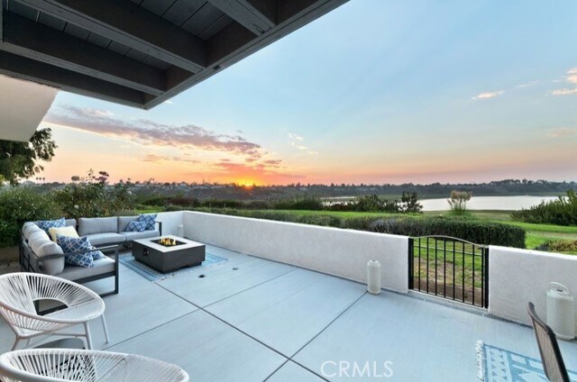 Foto del edificio - 303 Esperanza