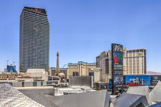 Building Photo - 3726 S Las Vegas Blvd