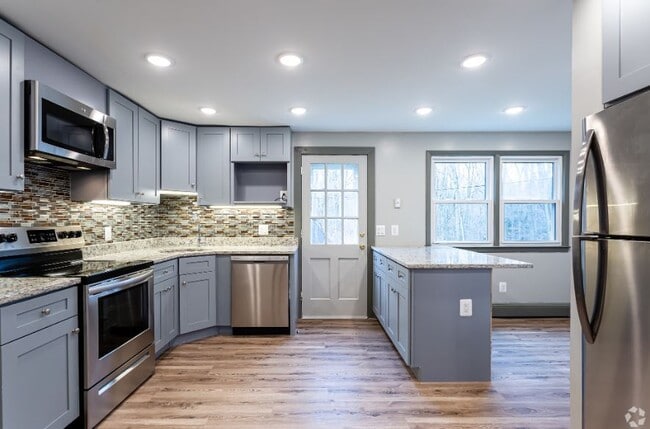 3BD/2BD 2BA Kitchen Remodel - Willington Oaks Apartments