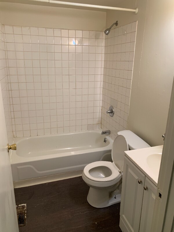 Foto del edificio - 2309 Maplewood Ave