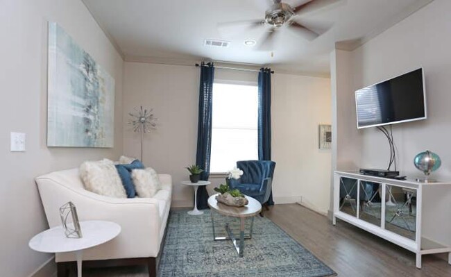 Foto del edificio - 1 bedroom in Kingwood TX 77339