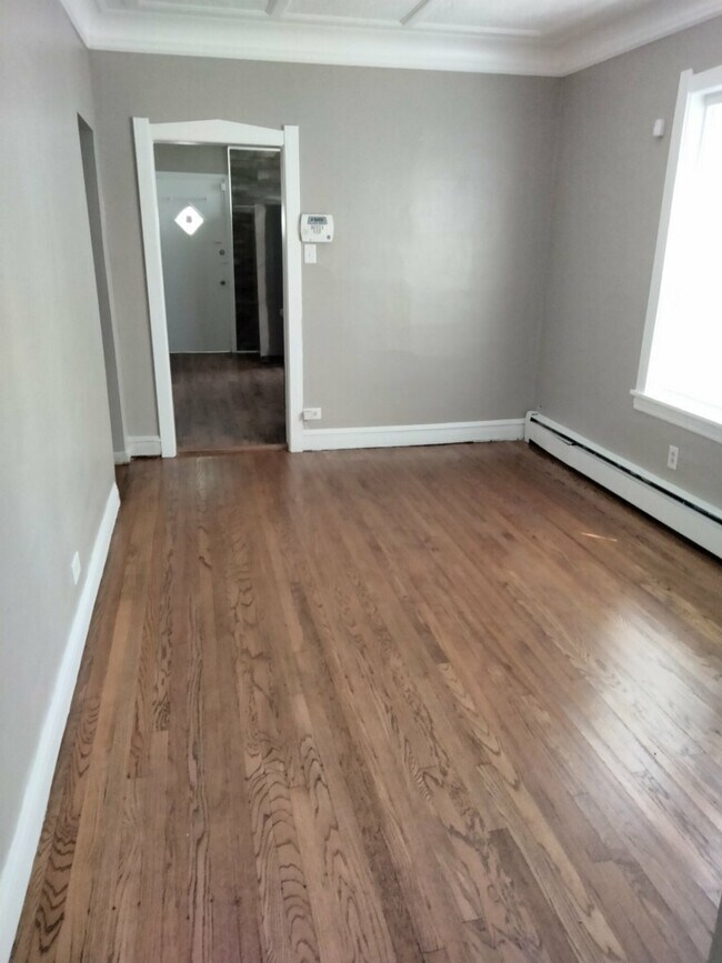 Dining Room - 1623 N Lotus Ave