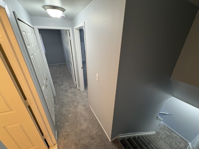 Foto del edificio - 24843 Mayfair St