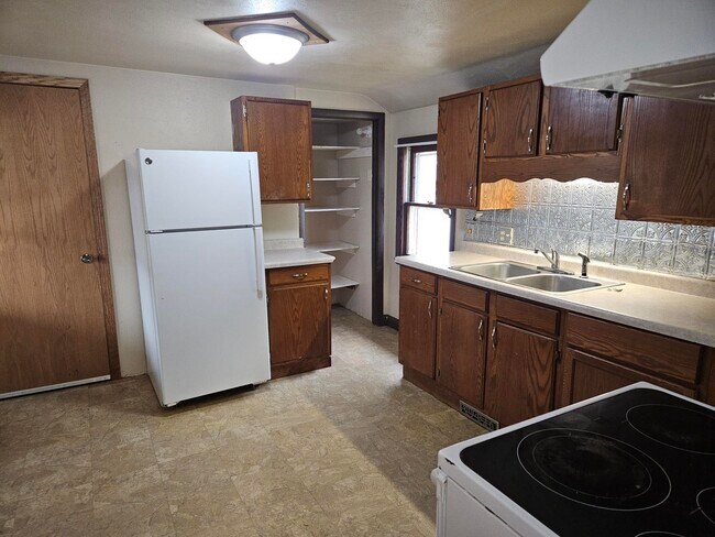 Foto del edificio - 400 Sherry St