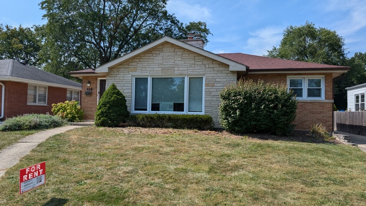 Primary Photo - ?? Spacious 3BR Ranch | District 57 & Pros...