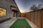 Primary Photo - Luxury 3/2.5/2 New Construction Townhome!