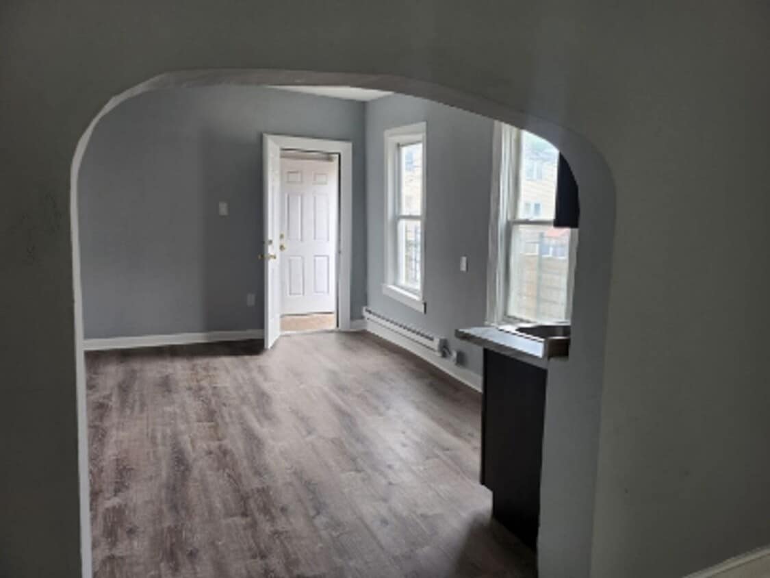 Primary Photo - The Peaks on Muskegon