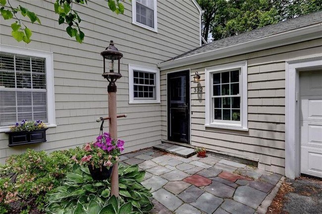 Building Photo - Beautiful Nayatt Colonial