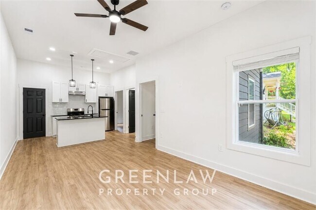 Foto del edificio - 1226 Byewood Ln SW