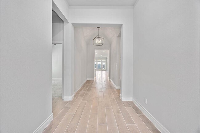 Foto del edificio - 9306 Eckert Rd