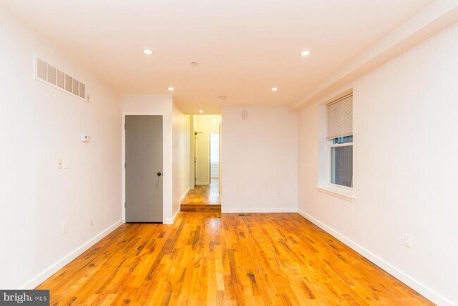 Foto del edificio - 2049 E Susquehanna Ave