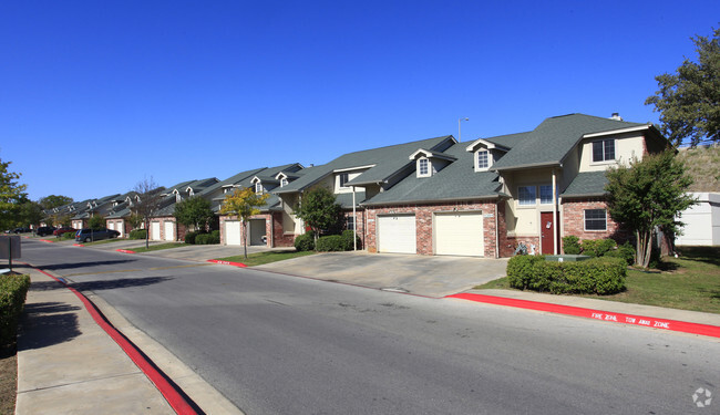 Cedar Park Townhomes Apartments - Cedar Park, Tx 