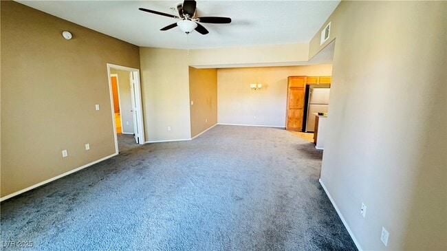 Foto del edificio - 2291 W Horizon Ridge Pkwy