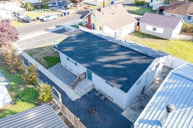 Building Photo - 1212 N Street-