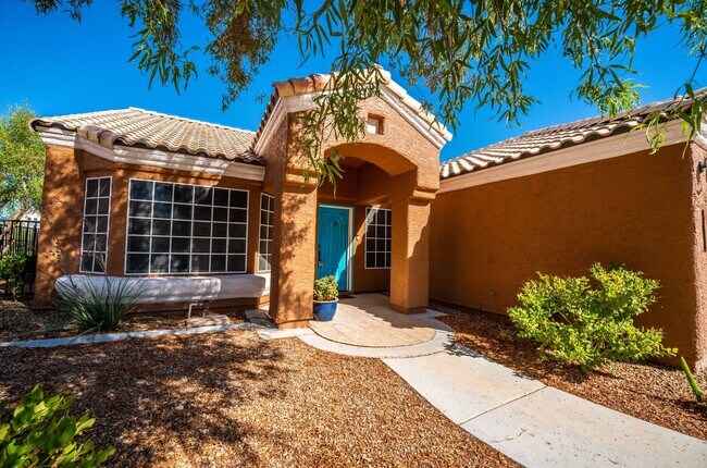 Foto del edificio - Single Story with 3-Car Garage