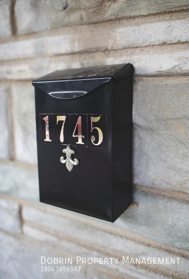 Foto del edificio - 1745 Winder St