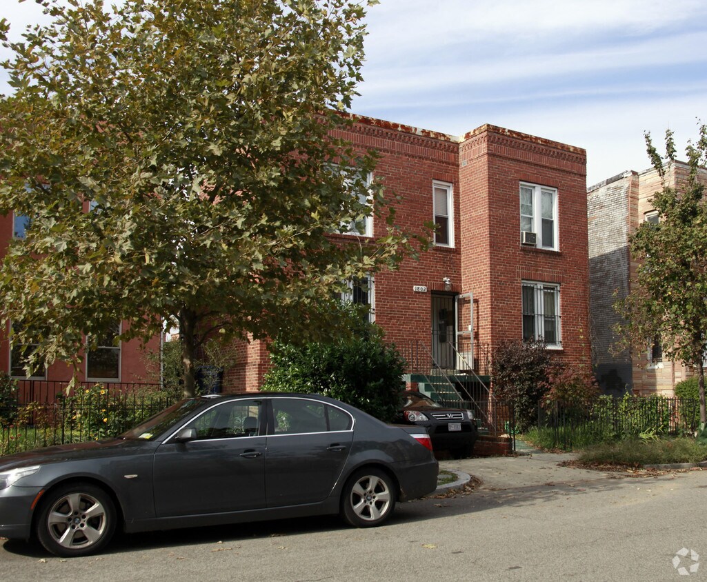 Building Photo - 1802 10th St NW