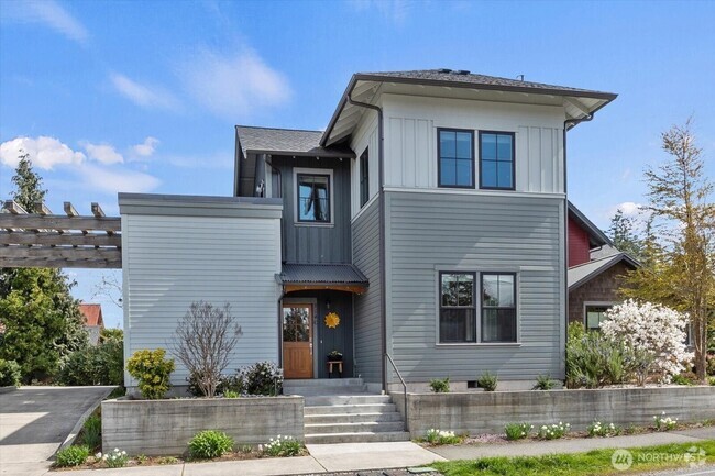 Building Photo - 514 Cascade Ave