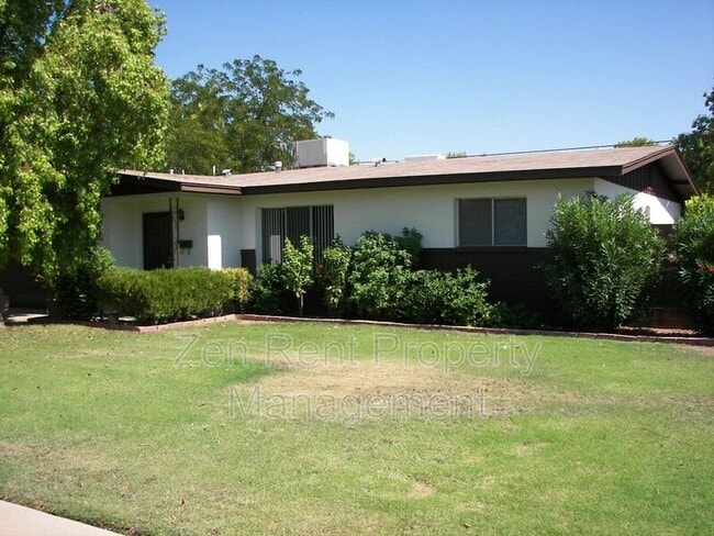 Building Photo - 1227 E Concorda Dr