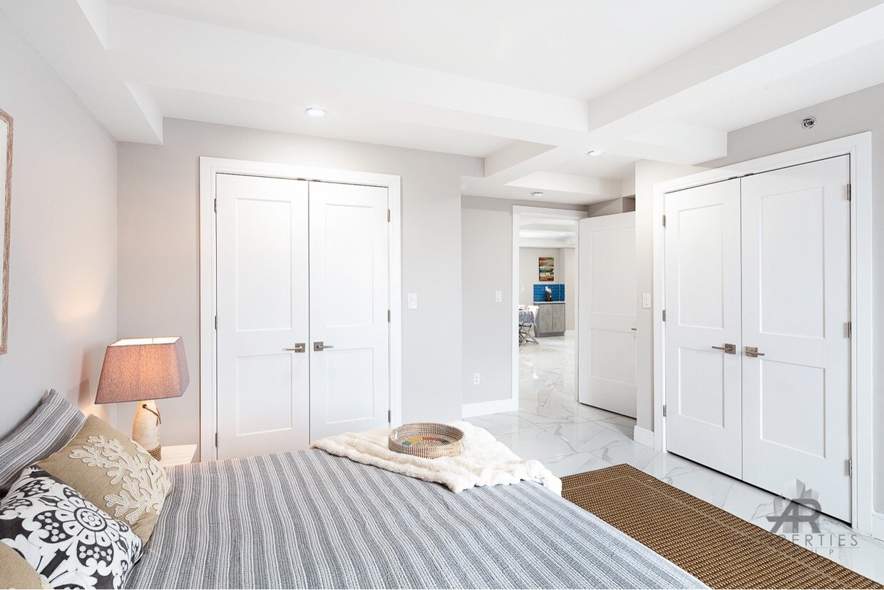 Primary Photo - 177-30 Wexford Terrace