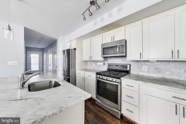 Photo - 1480 Harvard St NW Apartment