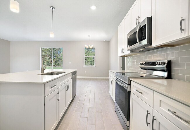 Foto del edificio - New, Modern 4 bedroom home for rent in Cap...