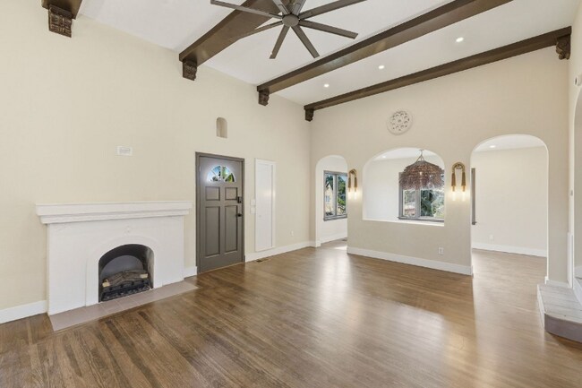 Foto del edificio - 3608 Wilshire Terrace