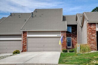 Building Photo - 9403 Southern Hills Cir