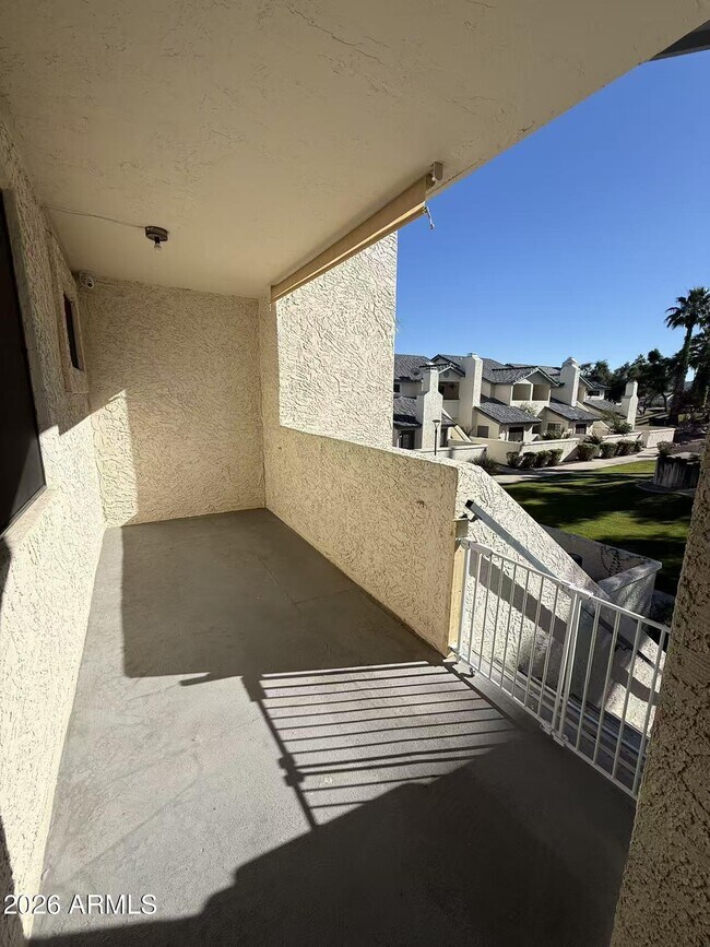 Foto del edificio - 1222 W Baseline Rd