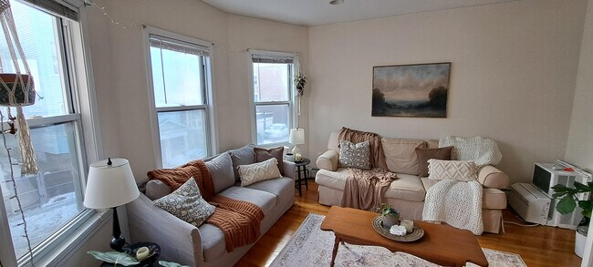 Foto del edificio - 143 Hillside St