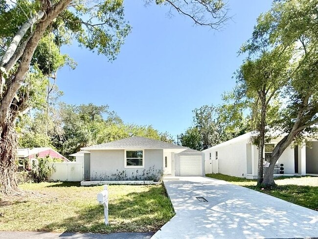 Photo - 2712 60th Ave N House