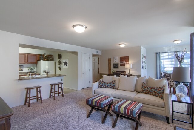 Building Photo - Villas at Preston Lakes Apartment Homes