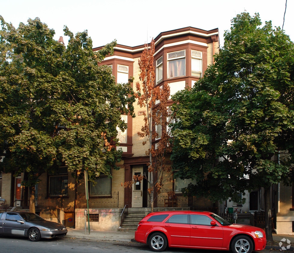 741743 W Turner St, Allentown, PA 18102 741743 W Turner St