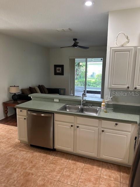 Building Photo - 12303 Hollybush Terrace