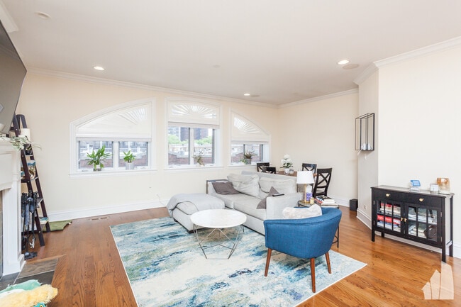 Building Photo - 2708 N Lehmann Ct