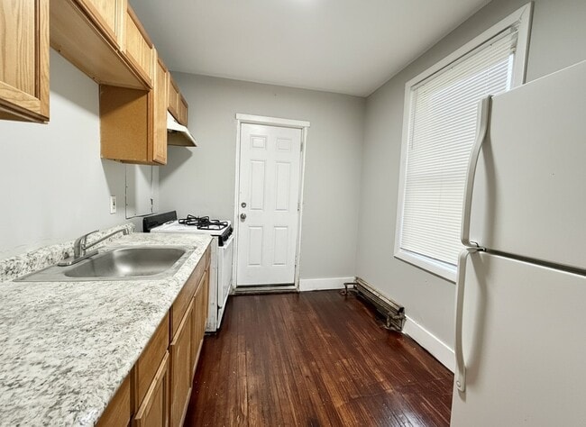 Photo - 2020 Margaret St Townhome