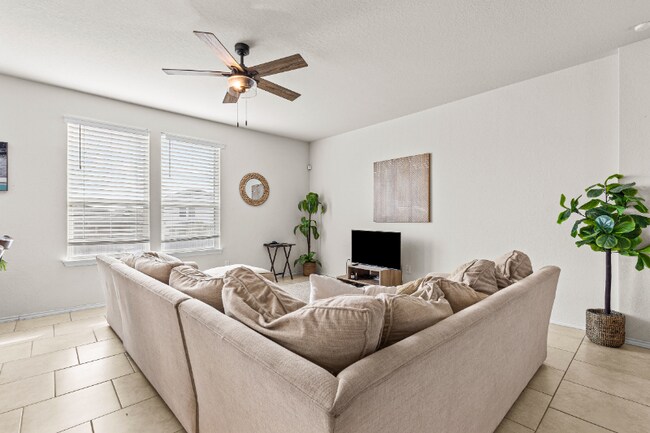 Foto del edificio - 10368 Braunig