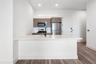 Building Photo - 55 Washington St