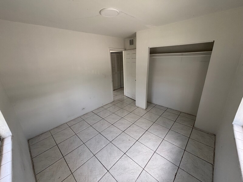 Foto del edificio - 1413 NW 8th Ave