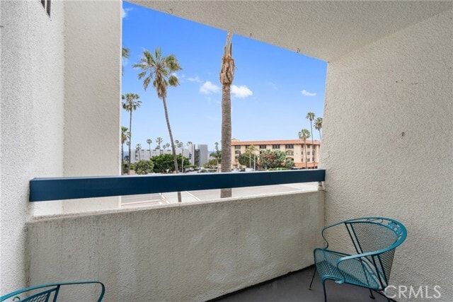 Building Photo - 200 S Catalina Ave