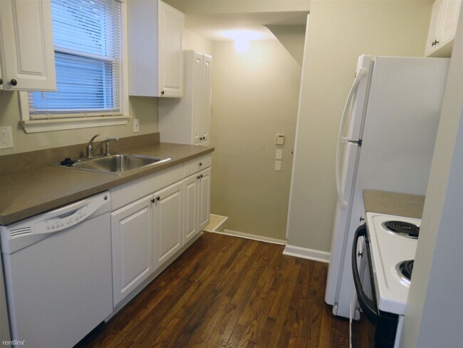 Building Photo - 3 br, 1 bath House - 201 Linden Avenue