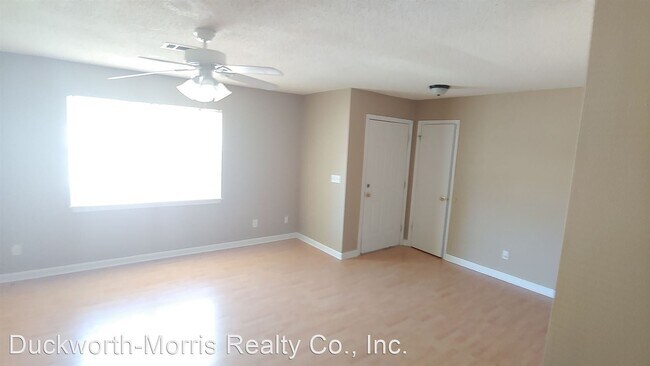 Building Photo - 2 br, 1.5 bath House - 517 Griffin Street