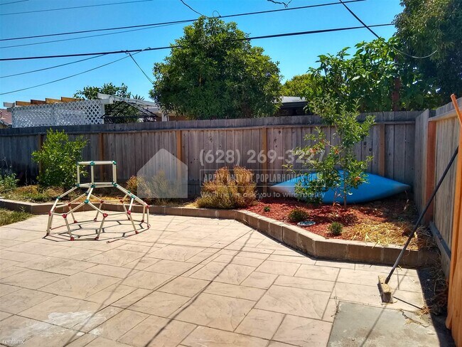 Foto del edificio - 3 br, 2 bath House - 42824 Fontainebleau P...