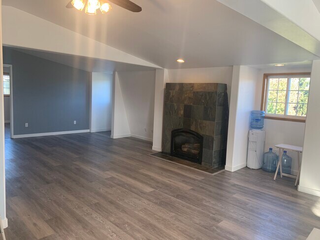 Building Photo - 2295 Harksell Rd