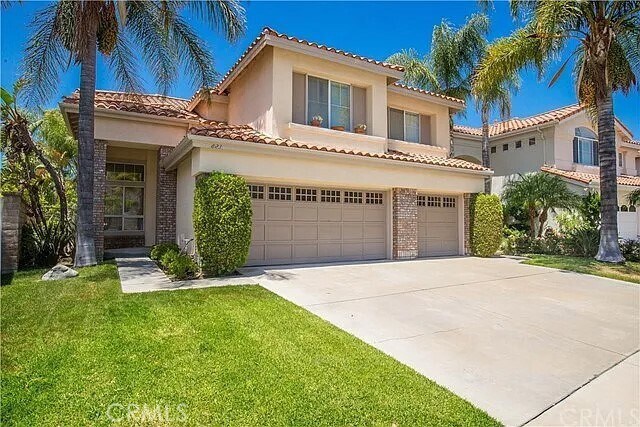 Foto del edificio - 823 S Parkglen Pl