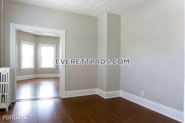 Building Photo - 2 br, 1 bath House - 15 Gladstone St # 2